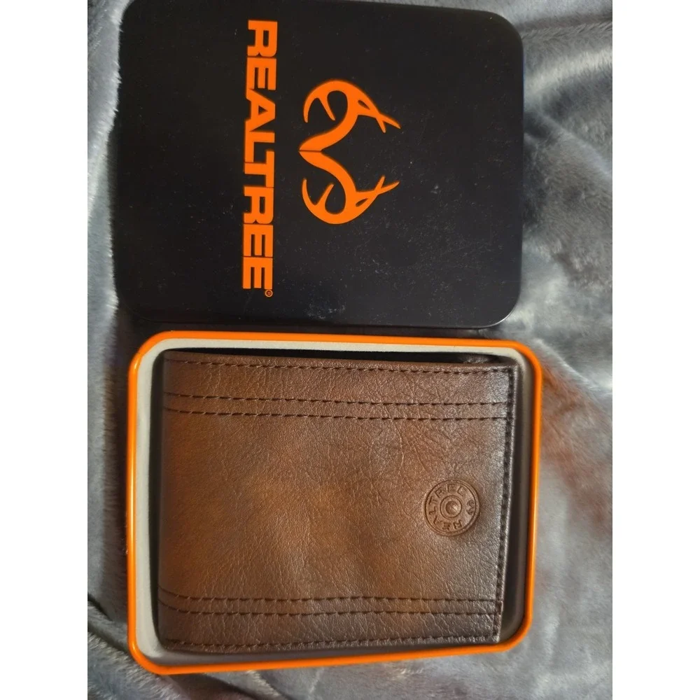 Realtree Leather , Tin Gift Box Canvas Leather Trim